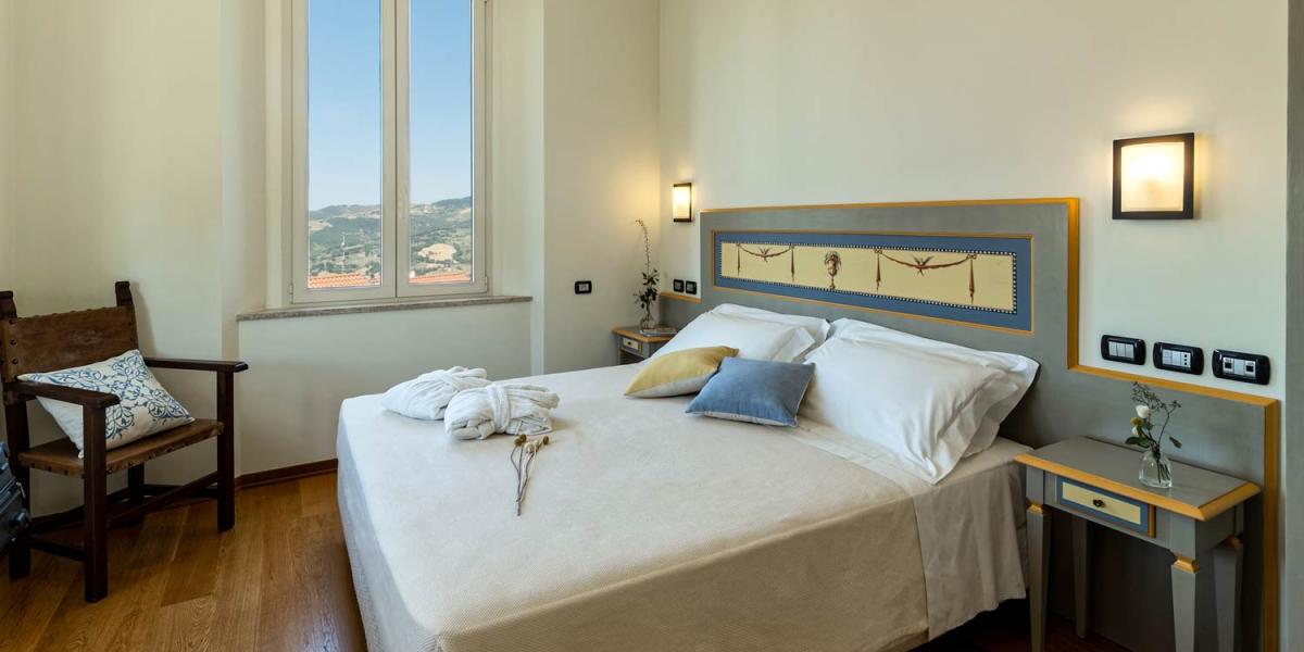 hotelducamontefeltro de zimmer-hotel-duca-del-montefeltro 020